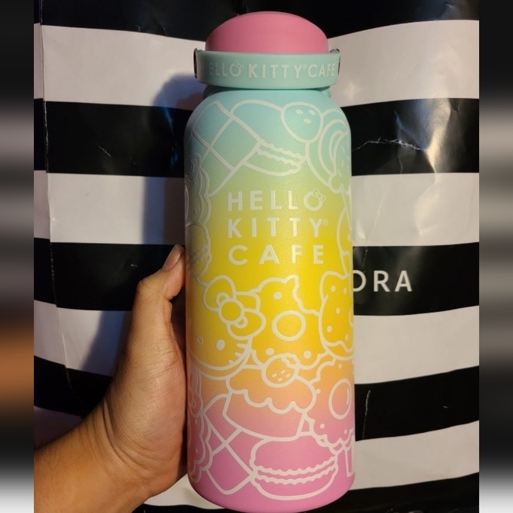 Hello Kitty Cafe thermal cup